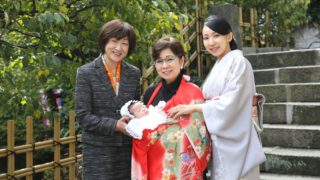 湯島天神お宮参り家族写真